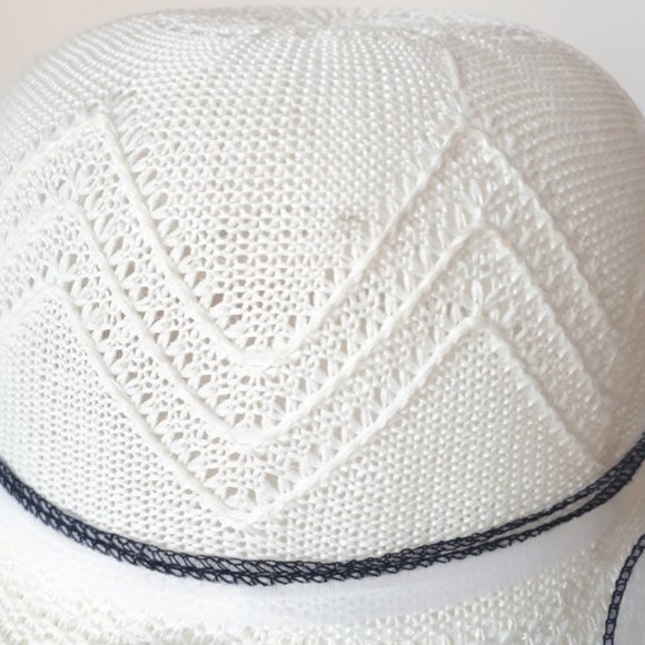 Wide Brim Summer Hat - Picture 5 of 8